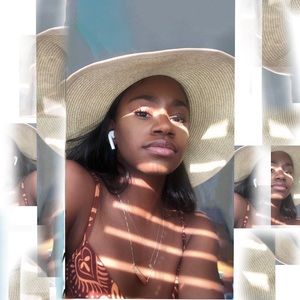 Meet your Posher, Briana